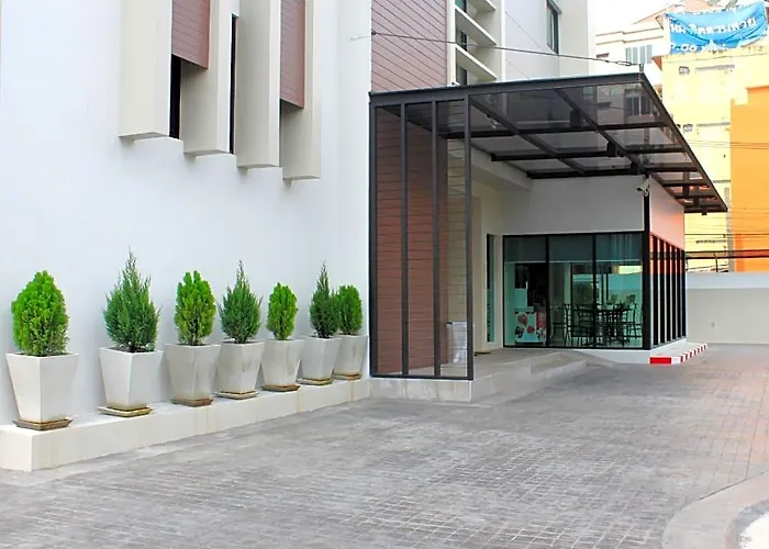 Hotel 14 3*