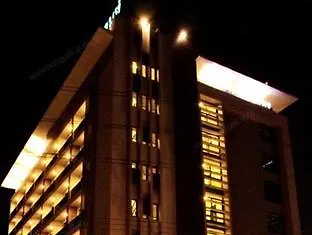 Hotel 14 3*